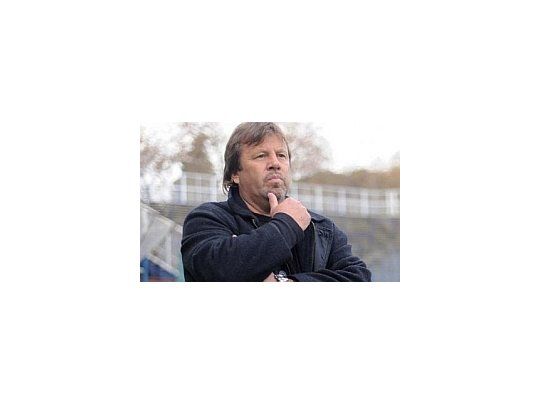 El entrenador de Belgrano, Ricardo Zielinski señaló que la clave del partido pasará por el medio campo.