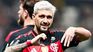 Giorgian De Arrascaeta en la victoria 4-0 del Flamengo ante el Atlético Mineiro, tres días antes de sufrir la fractura de clavícula.