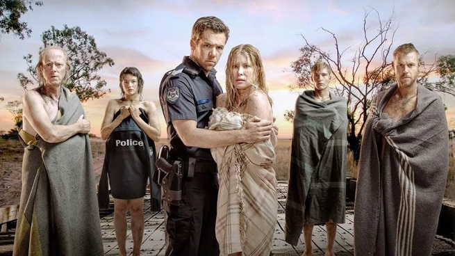 Netflix: the series about six people who are resurrected that has chapters of less than an hour