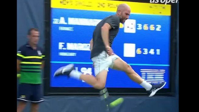Mannarino realizó una jugada espectacular que dejó al público de la cancha 11 totalmente sorprendido.