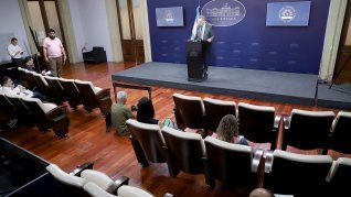 Manuel Adorni anunció cambios en la modalidad de las conferencias de prensa.