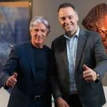 Marcelo Grandio es periodista deportivo y empresario con vínculos en medios y el fútbol. Marcelo Grandio es periodista deportivo y empresario con vínculos en medios y el fútbol.