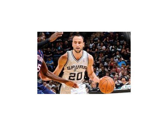 Ginóbili marcó 10 puntos para los Spurs.