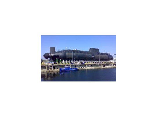 El primer submarino atómico costará 2.000 millones de euros, pero incluye la transferencia de tecnología del constructor naval francés DCNS.