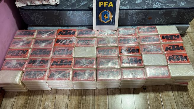 La Policía incautó 260 kilos de cocaína tras un operativo en Ituzaingó.