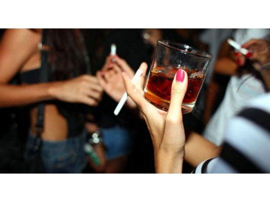 Los jóvenes consumen alcohol cada vez más temprano