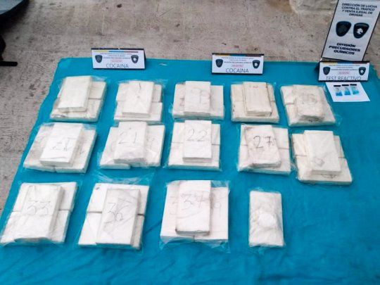 Detuvieron a hermana de De la Cruz con 41 kilos de cocaína.
