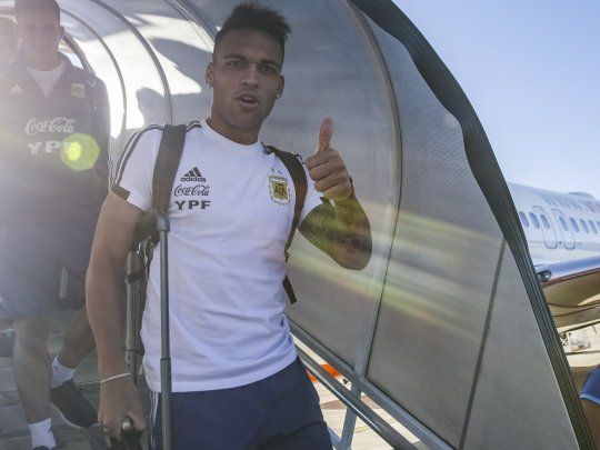 Pulgar arriba para Lautaro Martínez, que volverá a ser titular en Argentina.