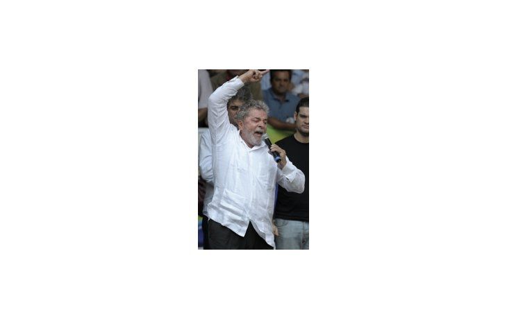 Lula citicó a los medios a meses de las elecciones.