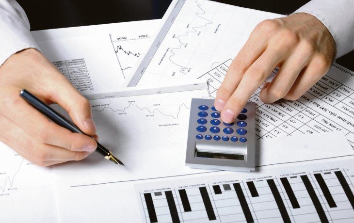 acciones, bonos y fondos que pondera el mercado ante un acuerdo de deuda