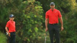 separation.  After 27 years of walking together in the world of golf, the American Tiger Woods and the sports footwear and clothing company Nike decided to fork their paths.
