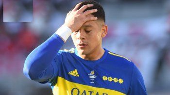 preocupacion en boca: rojo abandono la practica con una molestia