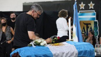 Alejandro Sabella está siendo velado en el predio de AFA en Ezeiza.