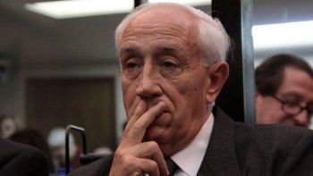 Jorge El Tigre Acosta.