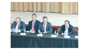 Alejandro Vanoli, presidente del Central, busca que bancos cumplan el cupo de créditos productivos para pymes .