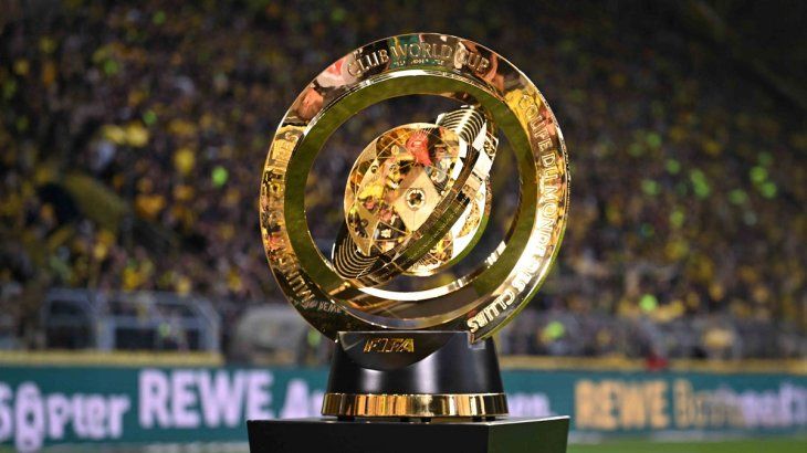 Comienza el primer Mundial de Clubes de la historia. Comienza el primer Mundial de Clubes de la historia.