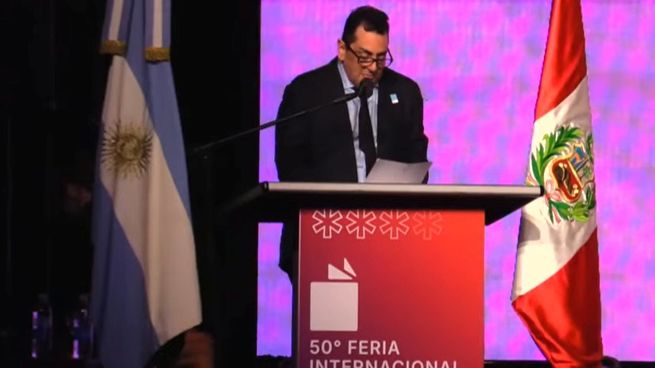 Leonardo Cifelli participó del discurso inaugural de la Feria del Libro.