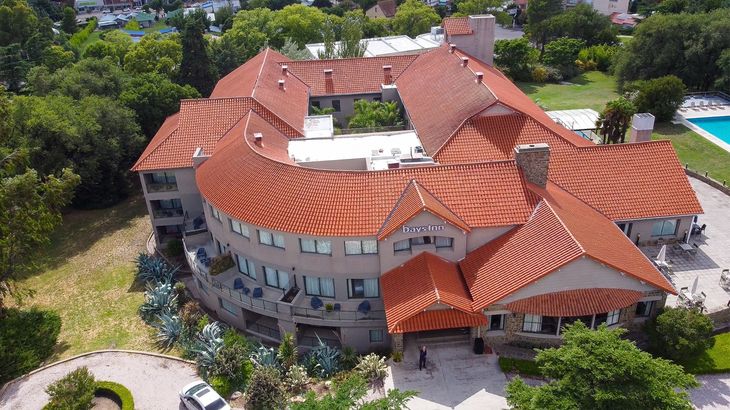 La apertura del hotel fortalece la conectividad y la visibilidad del destino frente al turismo extranjero y corporativo. La apertura del hotel fortalece la conectividad y la visibilidad del destino frente al turismo extranjero y corporativo.