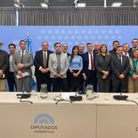 Diversos intendentes del interior cayeron derrotados en sus municipios frente a La Libertad Avanza. Diversos intendentes del interior cayeron derrotados en sus municipios frente a La Libertad Avanza.