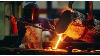 La UOM y las cámaras empresarias mantienen abierta la negociación salarial del sector metalúrgico.