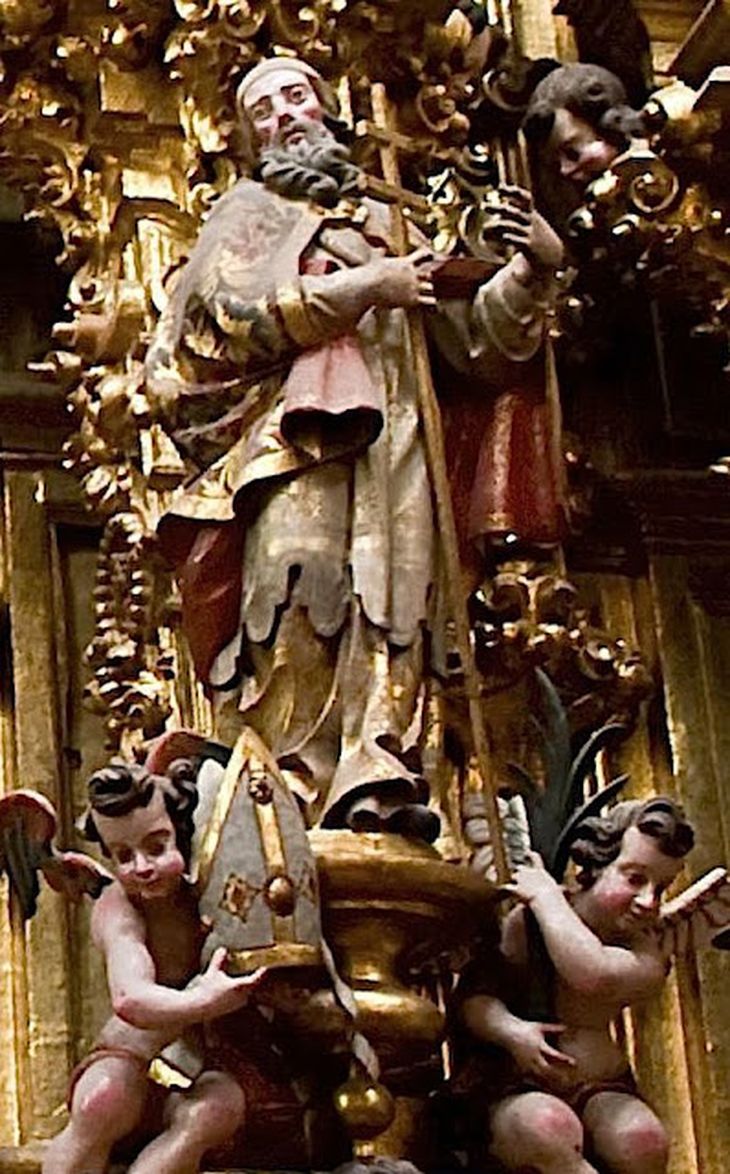 San Malaquías, talla del siglo XIX en la Iglesia de Santa Prisca Taxco Guadalupe, México. Una de sus representaciones más antiguas. La escasa iconografía evidencia que hasta la llegada del siglo XX no estuvo entre los Santos más populares. San Malaquías, talla del siglo XIX en la Iglesia de Santa Prisca Taxco Guadalupe, México. Una de sus representaciones más antiguas. La escasa iconografía evidencia que hasta la llegada del siglo XX no estuvo entre los Santos más populares.