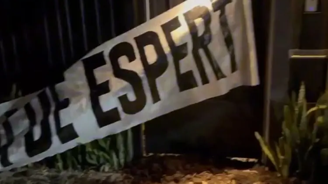 El 2 de julio, arrojaron materia fecal y pusieron un pasacalles frente a la casa del diputado nacional.