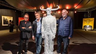 Ross Halfin y Jorge Corcho Rodríguez presentaron Deadman en Punta del Este. Ross Halfin y Jorge Corcho Rodríguez presentaron Deadman en Punta del Este.