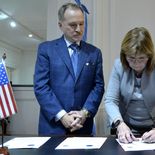 El embajador estadounidense, Peter Lamelas, junto a la ministra de Seguridad, Patricia Bullrich. El embajador estadounidense, Peter Lamelas, junto a la ministra de Seguridad, Patricia Bullrich.