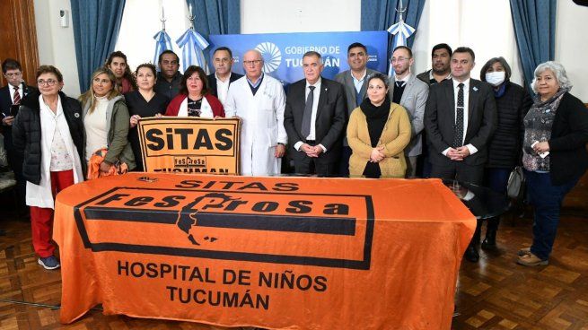 Osvaldo Jaldo cerró paritarias con todos los gremios de estatales.