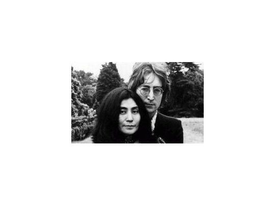 Yoko Ono se opuso a toda medida de clemencia.