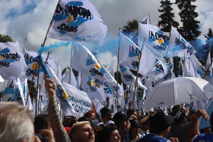 La Cámpora  respaldó a la vicepresidenta Cristina Kirchner ante el juicio de la obra pública. 