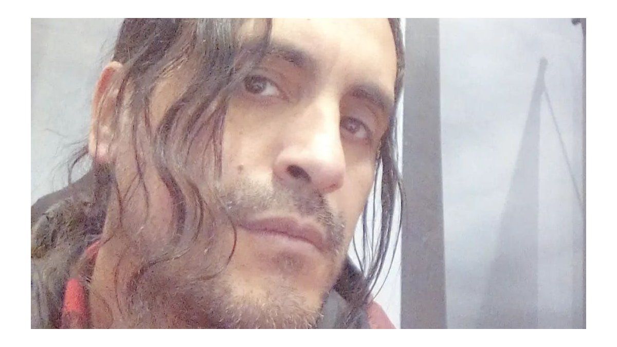 Who is the actor who tried to kill his ex-partner in a pizzeria in Núñez