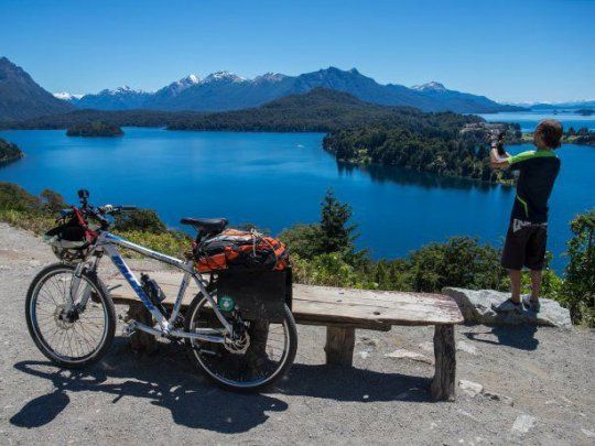 Imán. Bariloche aparece como la segunda ciudad más buscada.