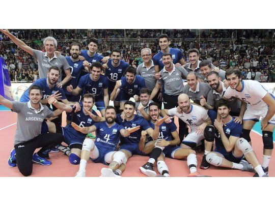 Argentina se metió en el Italia-Bulgaria 2018, su 11° mundial consecutivo (@Voley_FeVA).