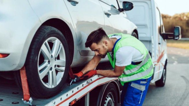 Los seguros de autos ya no incluirán obligatoriamente el servicio de grúas. 
