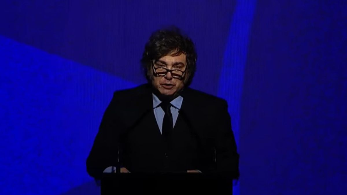 El Gobierno aseguró que los dichos de Javier Milei sobre mandar periodistas a la "hoguera" fueron "una metáfora"