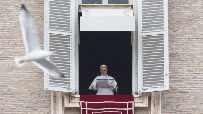 El papa León XIV se pronunció este domingo