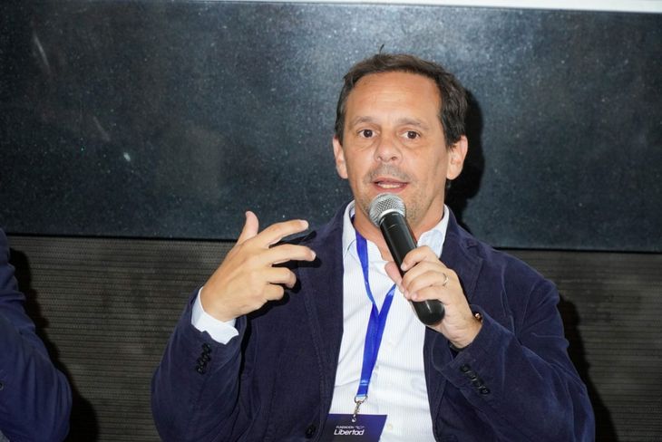 Spotorno ve bases para la estabilidad: por qu&eacute; la econom&iacute;a podr&iacute;a ordenarse en el mediano plazo