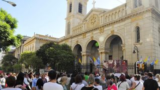Multitudinaria peregrinación en Balvanera por San Expedito. Multitudinaria peregrinación en Balvanera por San Expedito.