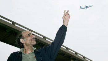 El hombre que inspiró la película La terminal falleció en el aeropuerto de París.