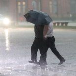 El SMN emitió alertas por tormentas fuertes y granizo que afectan a diez provincias del país. El SMN emitió alertas por tormentas fuertes y granizo que afectan a diez provincias del país.