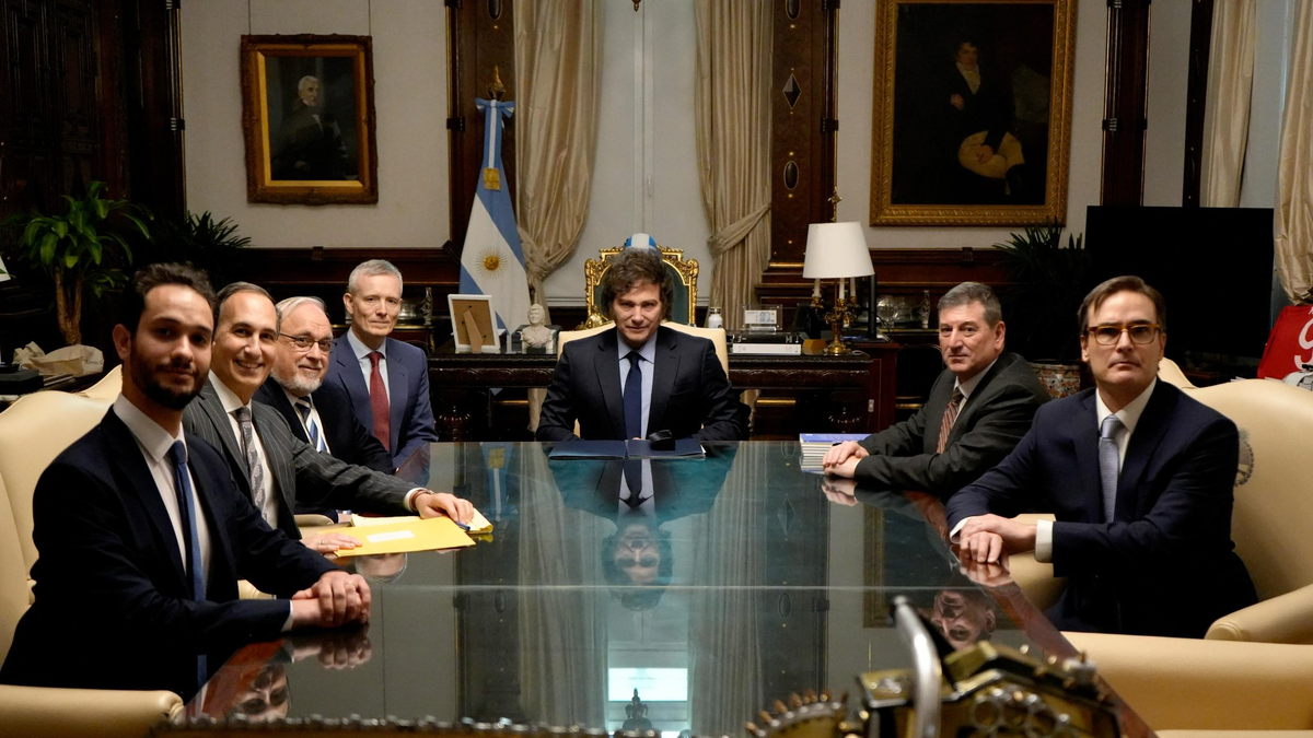 Javier Milei received the authorities of the Simon Wiecenthal Center