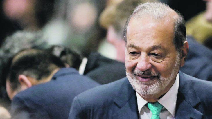 Jugador. El empresario mexicano Carlos Slim domina el mercado telco.