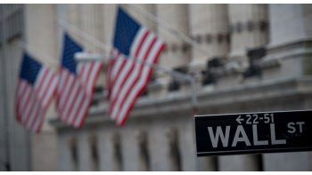 ámbito.com | El dólar, a la espera de los anuncios del Gobierno y el feriado en Wall Street