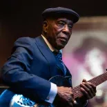 Buddy Guy será parte de la ceremonia. Buddy Guy será parte de la ceremonia.