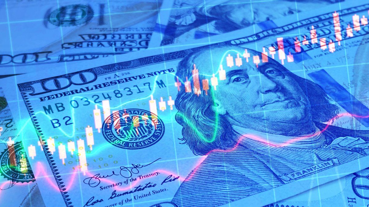 The blue dollar closed above $ 1,300 per fourth consecutive day