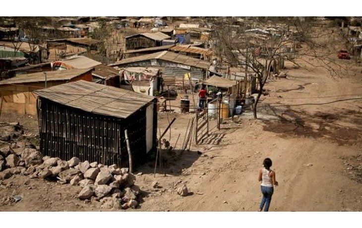 ámbito.com | Por la devaluación y el shock tarifario, la pobreza volverá a alcanzar 29%