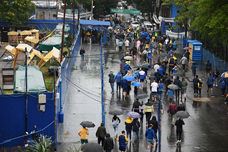 Los hinchas de Boca definen el futuro del club
