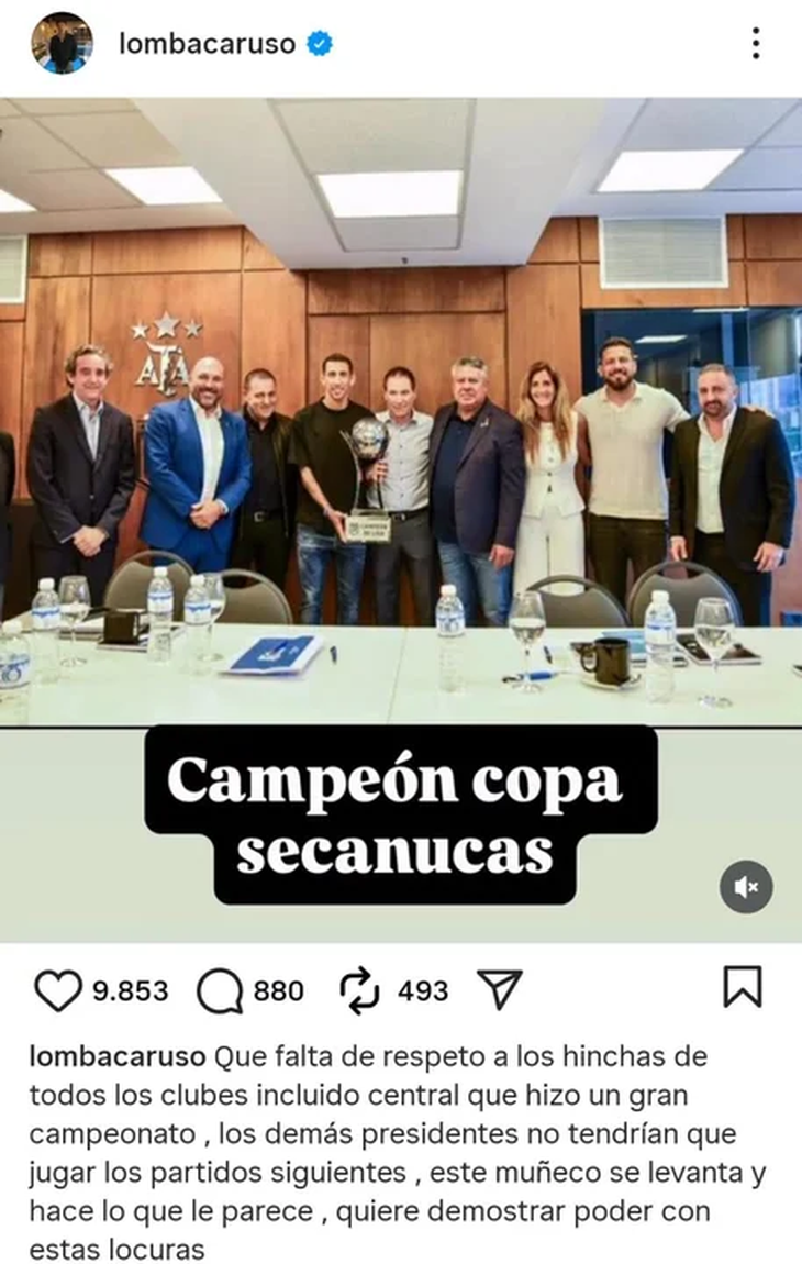 Caruso Lombardi definió la entrega del título como una "falta de respeto a los hinchas de todos los clubes incluido Central". Caruso Lombardi definió la entrega del título como una "falta de respeto a los hinchas de todos los clubes incluido Central".