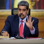 Este lunes, Nicolás Maduro y su esposa Cilia Flores comparecen ante un tribunal federal de Manhattan, EEUU, donde se formalizarán los cargos de narcotráfico y tráfico de armas que le imputa la administración de Donald Trump. Este lunes, Nicolás Maduro y su esposa Cilia Flores comparecen ante un tribunal federal de Manhattan, EEUU, donde se formalizarán los cargos de narcotráfico y tráfico de armas que le imputa la administración de Donald Trump.